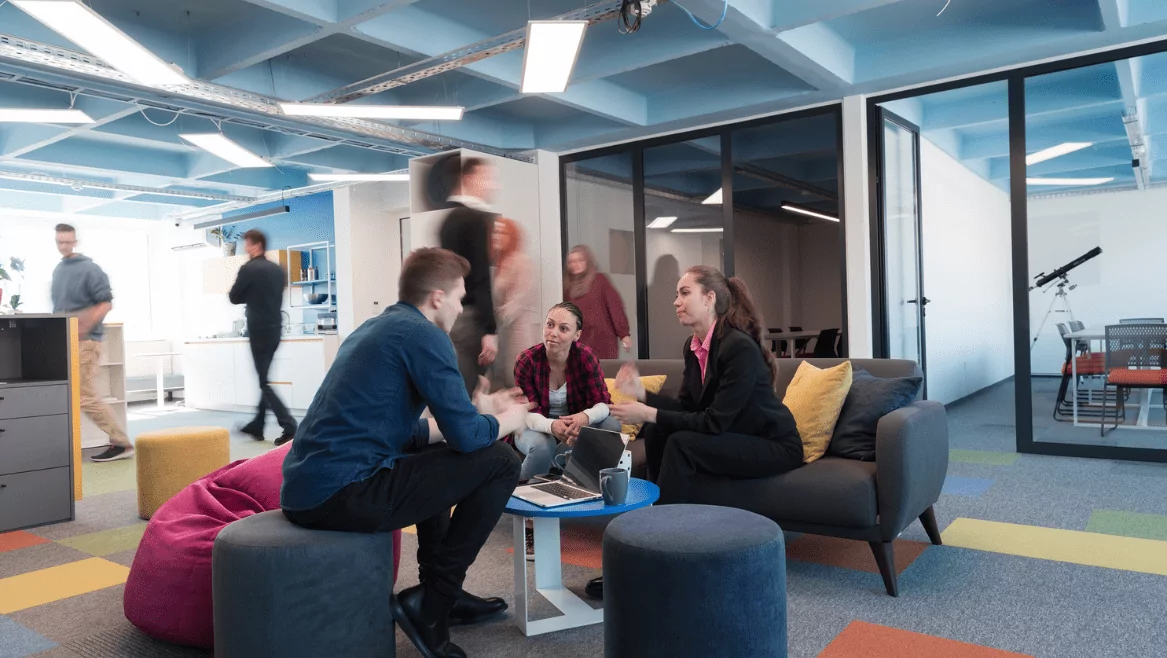 Come utilizzare l'IA nel Management trasversale